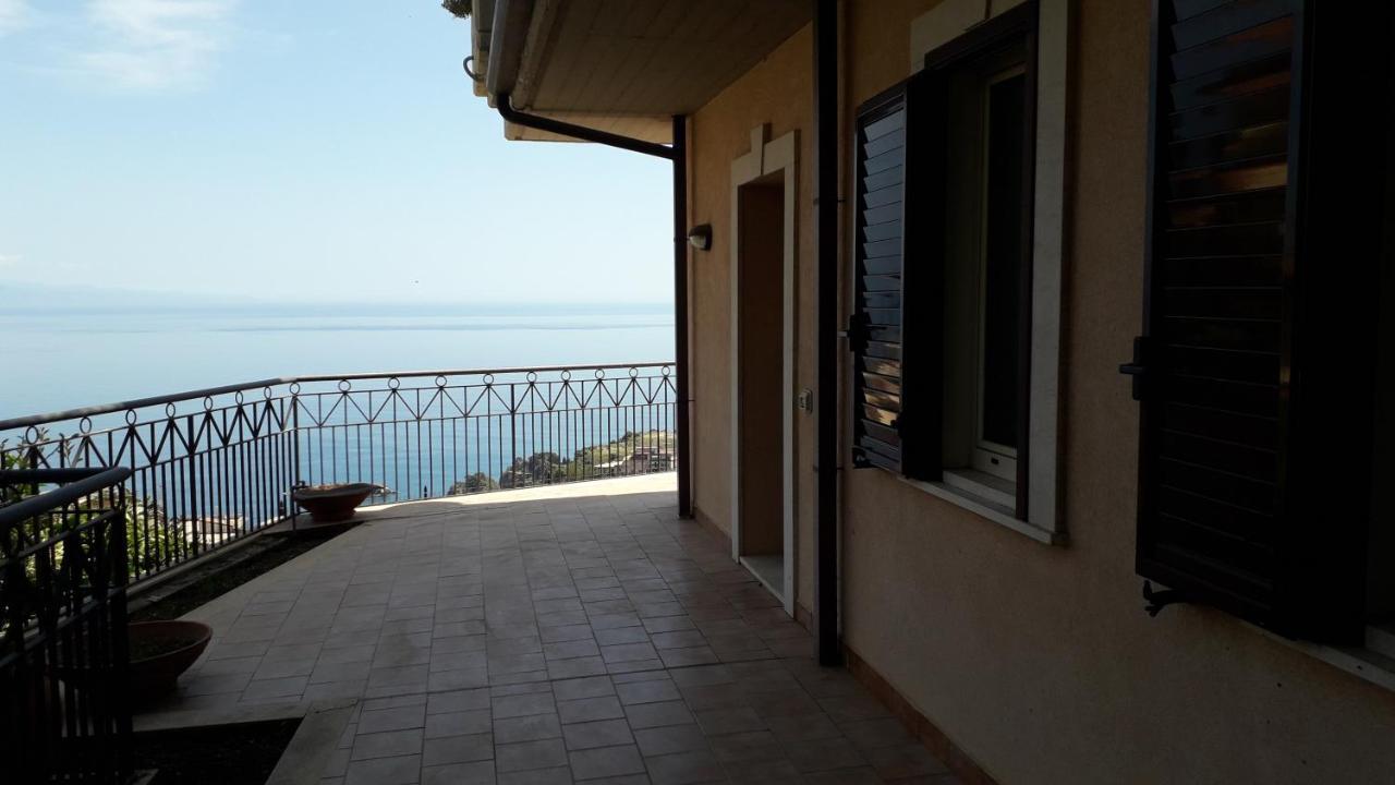 Appartamento Incantevole A Taormina - Casa Ninetta Eksteriør billede